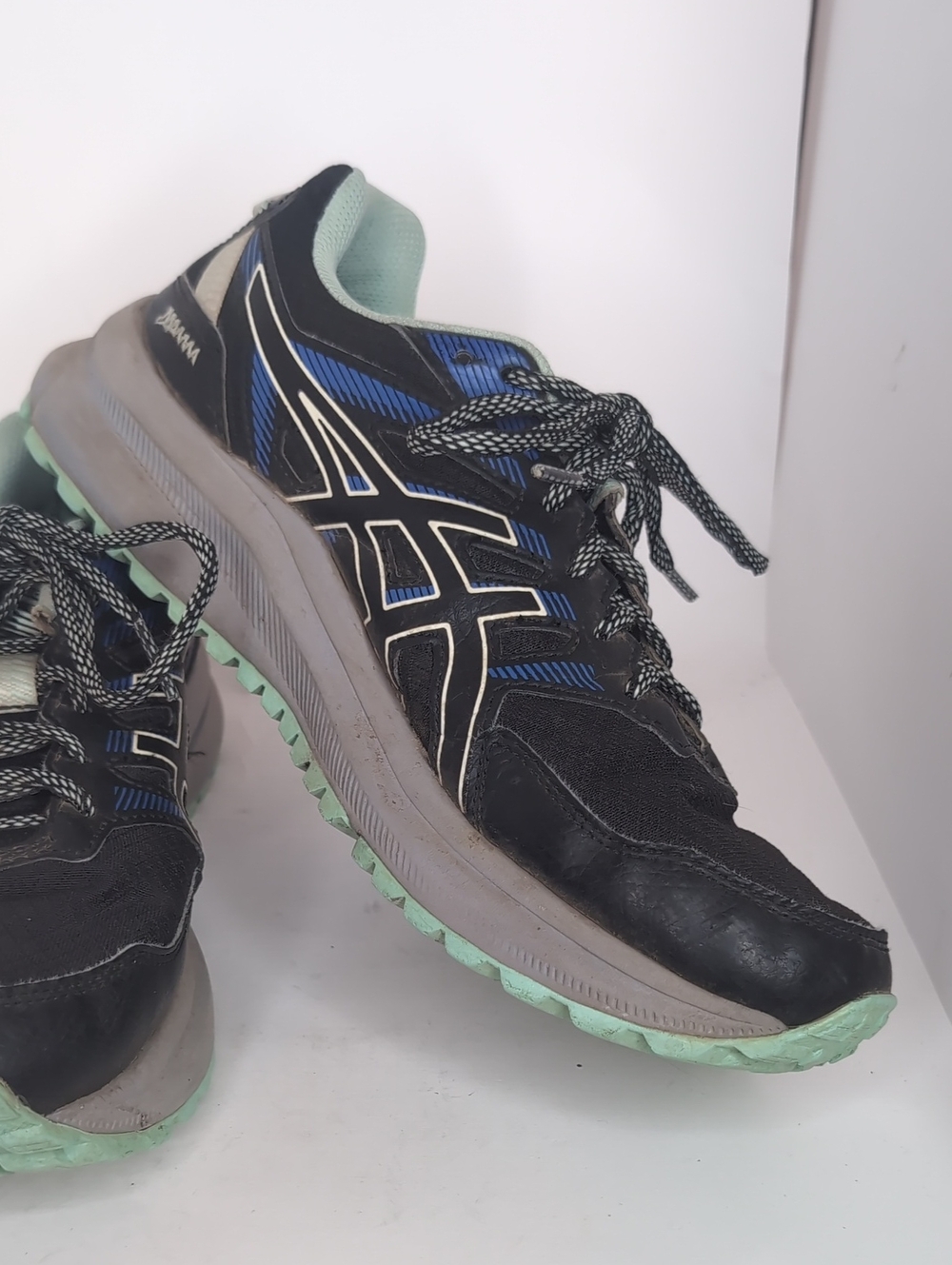 ASICS Trailblazer 2 Sneakers 9.5